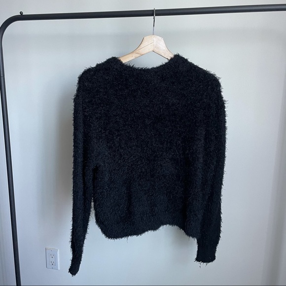 H&M Sweater - Picture 3 of 4